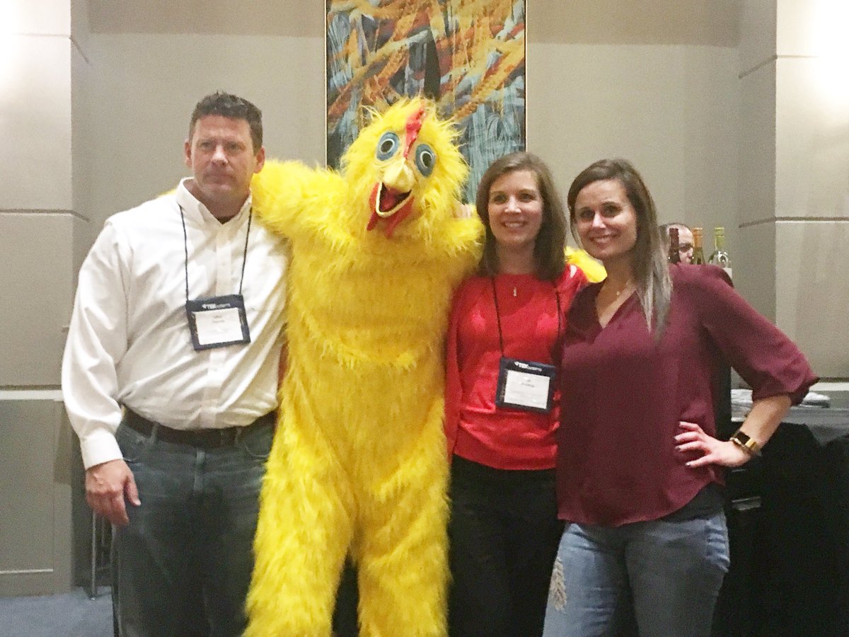 MichelleWebb73's tweet image. Nothing says “Congratulations on 20 years @TEKsystems ” like a singing chicken @mikepowersky @JDrustrup Dana Kostuck They we’re surprised @faithrottmann #PowerOfExperience