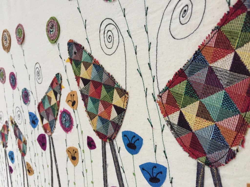 swifty_bell's tweet photo. This one is now finished and I’m hoping it will be on display at #BCTF #Harrogate in a month. I’m on Stand 331 this year, hope it’s a lucky number @BCTF_Harrogate see you there! #handmade #handmadebirds #stitchingfun https://t.co/7JDcpDnWwf