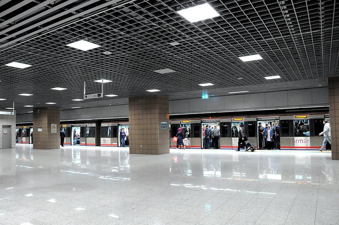 Bütün yolcularımıza iyi günler dileriz. 
#TCDDTaşımacılık #UDHB #YHT #Marmaray