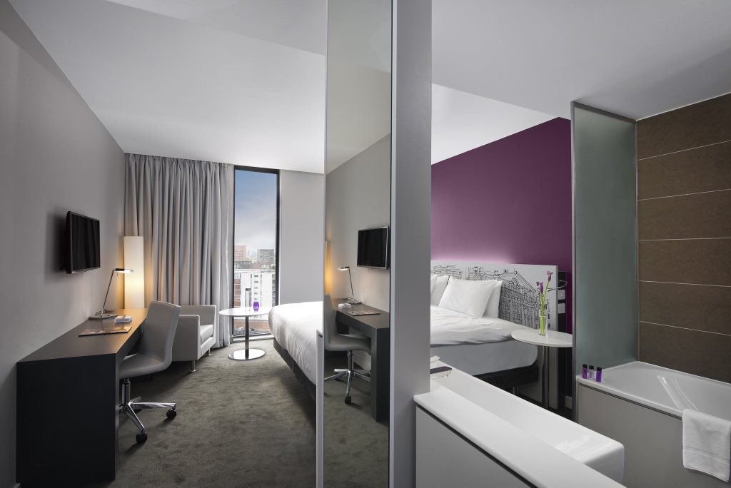 WoodRestaurants's tweet photo. March #competition! We've teamed up with our friends @InnsideMCR giving you the opportunity to #win a meal for 2, overnight stay with them and meet and greet with @SimonJWoodUK himself! Just make sure you follow us both and RT to enter! Winner announced Friday https://t.co/GOnwTcsrZl