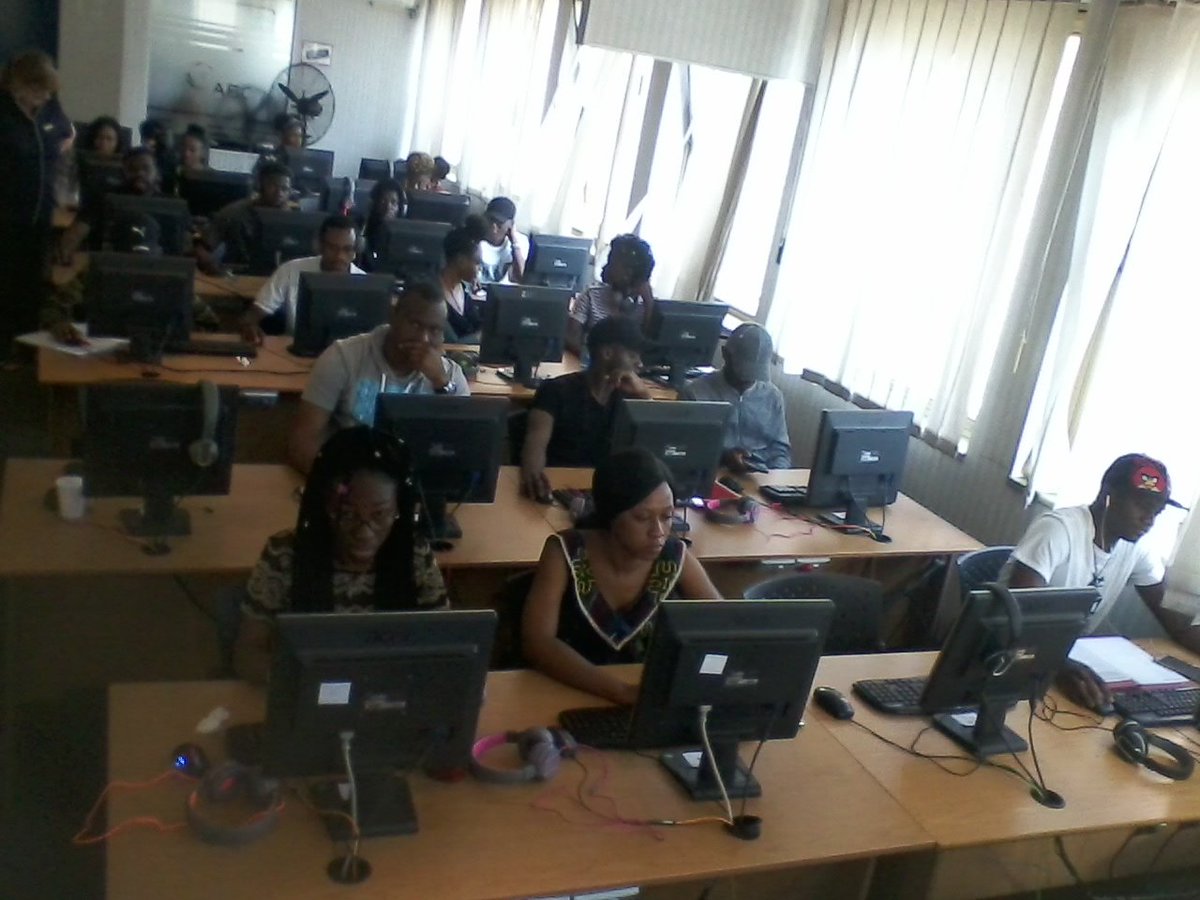 ABCINTSA's tweet image. Want to learn English? Registration is open for April. abcinternational.co.za