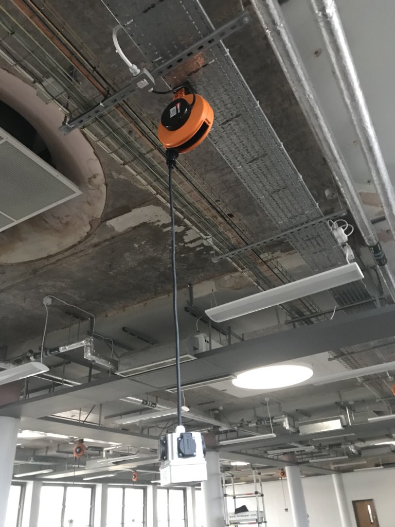 makerspacehull's tweet photo. In the last couple of weeks the electric sockets have gone in and the floor has been laid. #excited https://t.co/q3zqTe0f5w