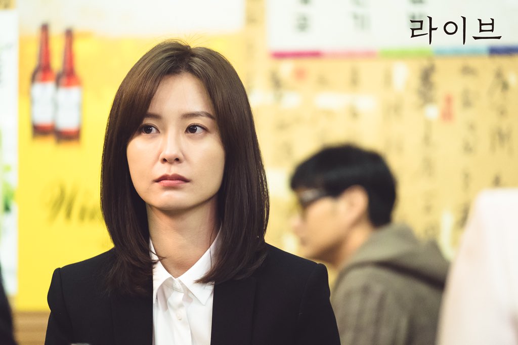 <라이브> 첫 방송 D-3 스틸 대방출! 정유미X이광수 경찰이 되기로 결심한 이유는? tvN 새 토일드라마 [#라이브] 이번 주 토요일 밤 9시 tvN 첫 방송Translate...