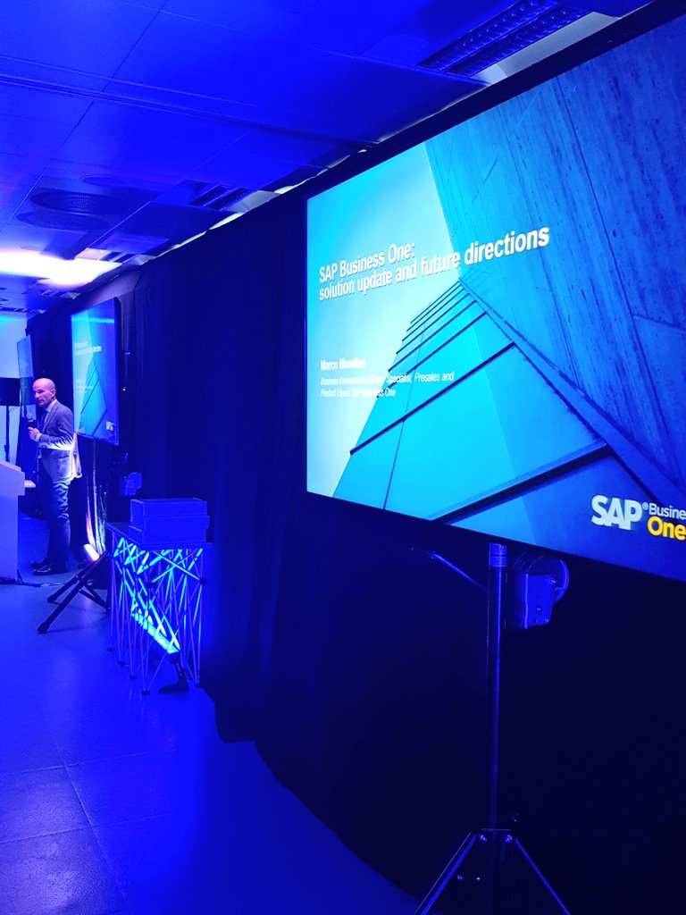 VarOneSAP's tweet photo. È ora il momento di @MMondinoTwit che ci racconta gli aggiornamenti e le novità di @SAPBusinessOne ! #SAPBusinessOne @SAPItalia #KickOffVarOne https://t.co/XSi5yZaq6G