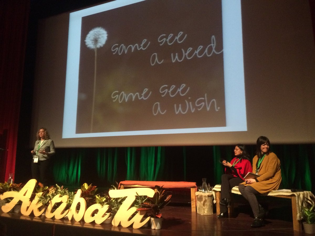 AstizMartica's tweet photo. En las jornadas sobre turismo de naturaleza y sostenibilidad de @Bizibiziki #aktibatu. "Dónde unxs ven mala hierba otrxs ven un deseo" https://t.co/5hk1lXFBsC