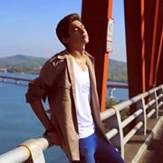 MarcosBigSister's tweet photo. Ang aming Bench model.
Super bagay.

CaptureBENCH WithMARCOGALLO https://t.co/whRuwqhlnY