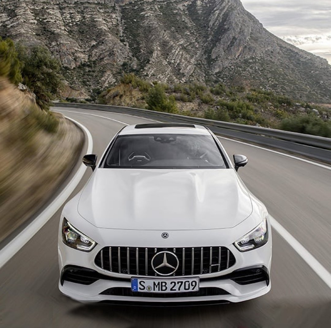 landmarkcarsmb's tweet photo. The newest entry to the #AMG GT family, the Mercedes-Benz AMG GT 4-Door Coupe with its in-line six and V8 engines, makes 435hp and 639hp respectively. Who is looking forward to meeting this beast? #BenchmarkCars #CreatingBenchmarks https://t.co/MACyUZtp6K