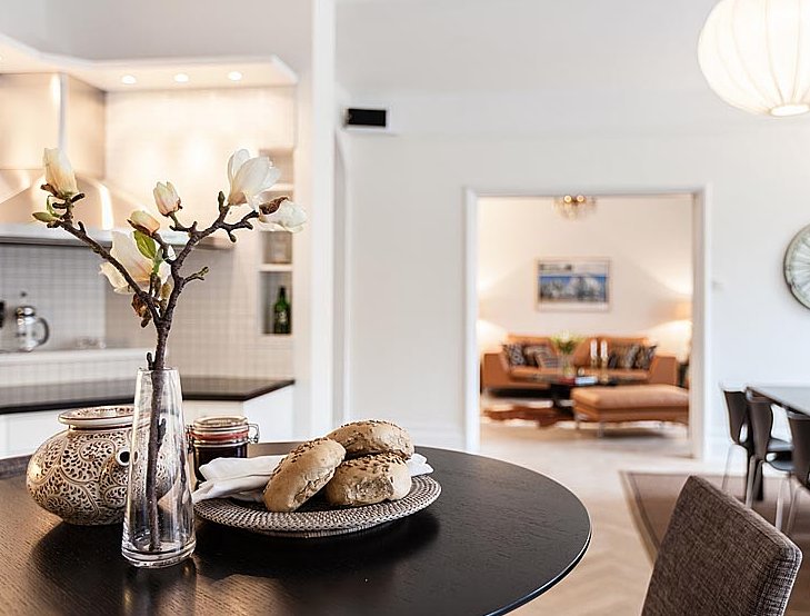 Peep this open plan home. bit.ly/2GDt62U