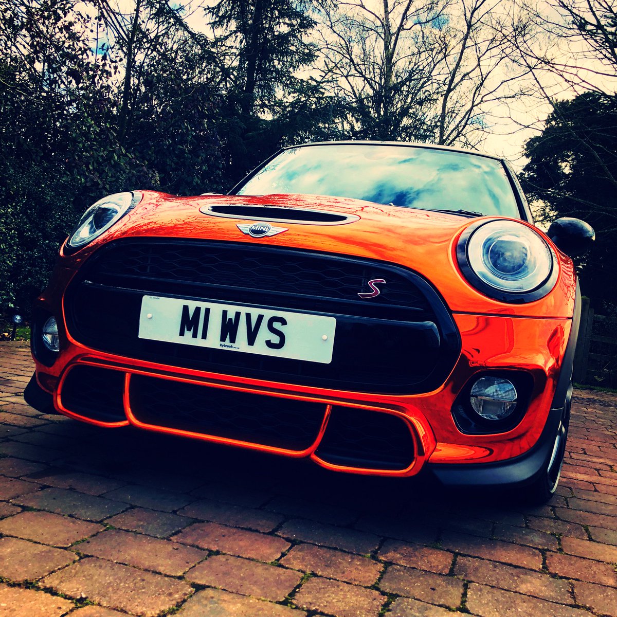 MrJodyCraddock's tweet image. Dont forget to honk if you see me.. you’ll see me coming I’m sure... @Wolves_MINI great number plate by the way...