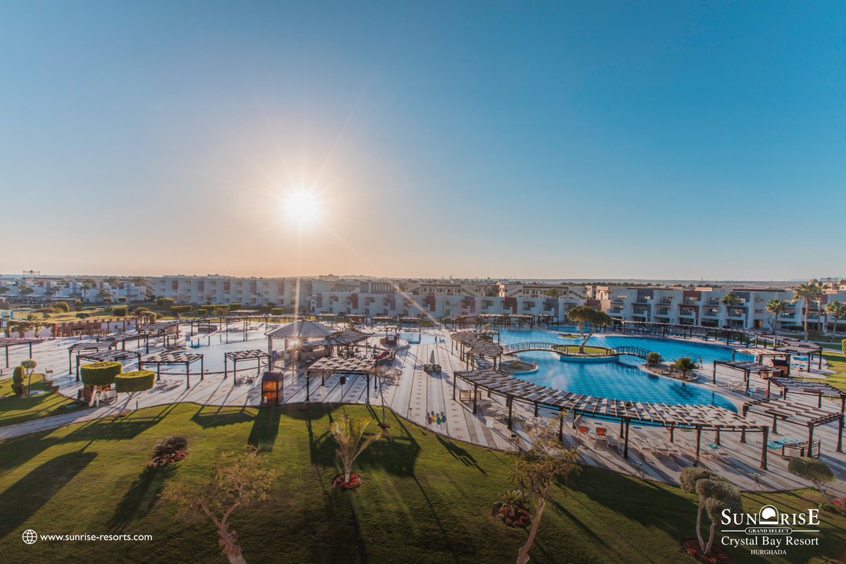 SRCrystalBay's tweet photo. Create the life you can’t wait to wake up to! Book your stay in a few clicks through https://t.co/o1A4VNxlxt
Or call us on +202 16032 #Crystalbaying #SUNRISEMoments https://t.co/aRjhBBFQc7
