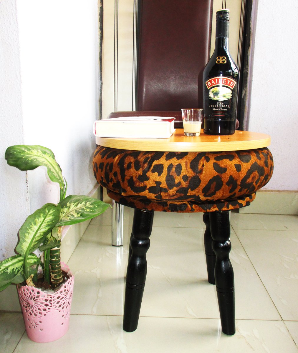 Hopcyku's tweet photo. Early Morning View from our "Imade" Stool.

We are in love with this beautiful stool and they come cheap.

Place your order in any colour you want.

#stool #studio #homedecor #interiordecor #furniture #naijastartups #homes #spaces #studio #sturdy #strong #everlasting #ecofriendly https://t.co/RtuzlCmOT5