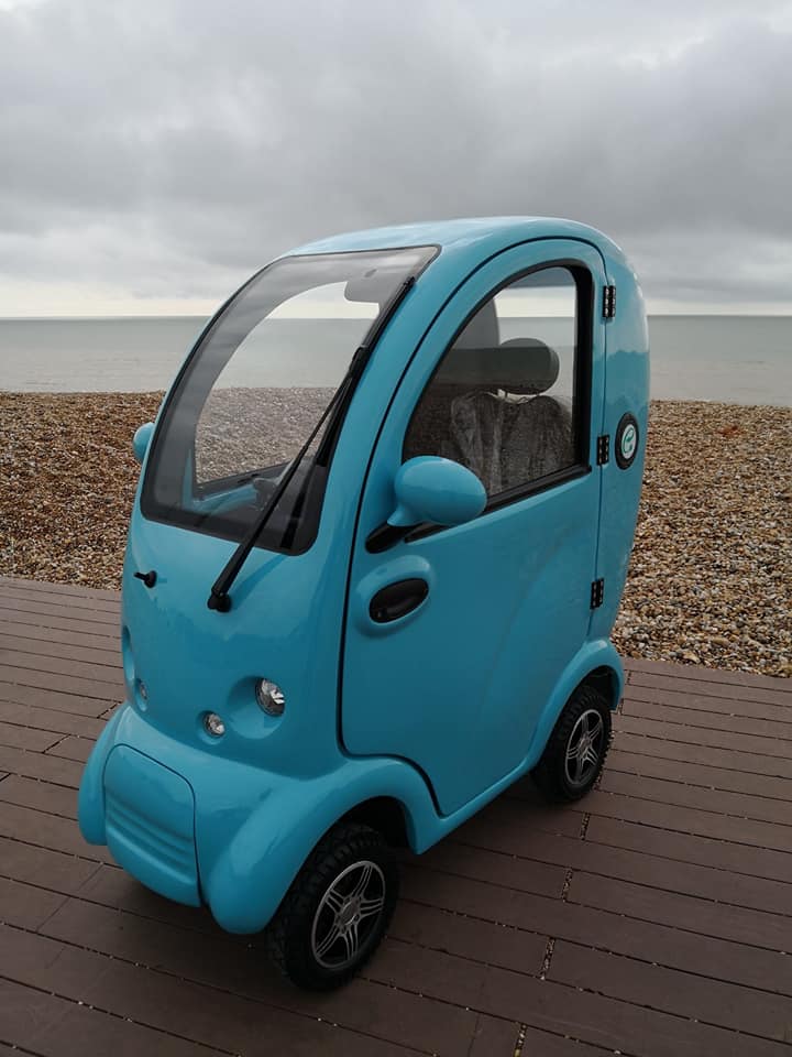 mobandcom's tweet image. The new Cabin car has arrived , fully equipped with remote central  locking, reverse camera , folding door mirrors, wind up windows,  windscreen wiper and washers,twin USB ports, all round suspension ,alloy  wheels and a 20 mile range. Demonstration by appointment only.