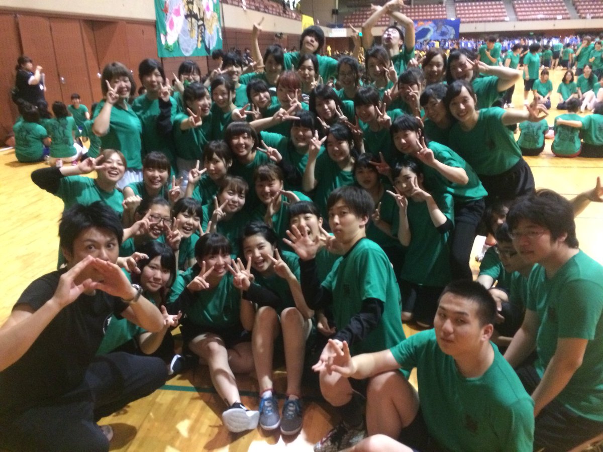 sendai_child's tweet photo. こども総合学科の1年A組は毎日が元気いっぱい😊💕素直な生徒が多い分、友達と衝突し合うことが多かったね😂そんなみんなが素敵な保育者になってくれたら嬉しいです🎊2年生になっても一緒に頑張ろーね😆🎉
https://t.co/thfhZvW3L0
#仙台こども #専門学校 #保育 #CO1A #笑顔 #ありがとう #大好きです https://t.co/DLRTOV1Dx9