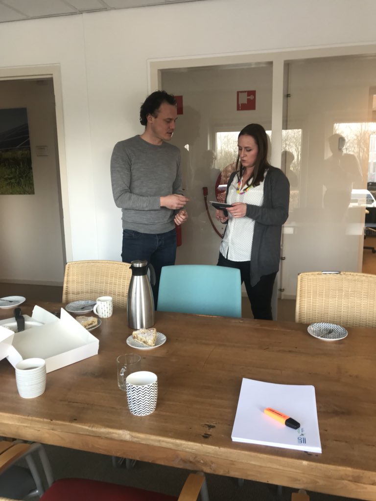 wij_zijn_stel's tweet photo. Hoera voor Marieke! #feliciterenmag Binnenkort ook #taart mee-eten? Bekijk dan onze #vacature #Consultant #DuurzameEnergie of #Projectassistent https://t.co/mmv4pVubEi https://t.co/gVBHJKNzRn