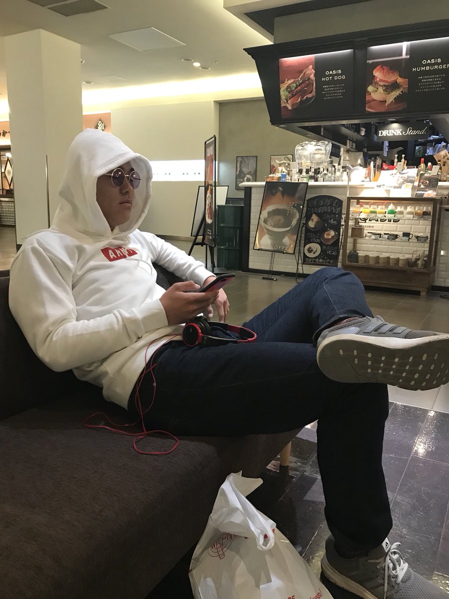 h_Kentaro68's tweet photo. 今日は金沢の観光地 “フォーラス” に
行ってきました。
そして、今日はファンから高評だった
GUコーデでぶらぶら✌️
次はコメントで多かった
しまむらコーデ挑戦しようかなー😎
お金とんでっちゃう💰💰💰

#おしゃれ
#GUコーデ
#オシャレさんと繋がりたい https://t.co/EuJJf3vcgp