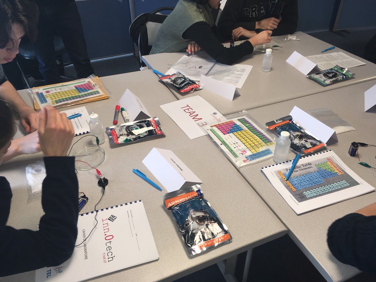 Soitec_Official's tweet image. Lancement de la 1ère session 2018 d'#Inn0tech aujourd'hui ! Pendant 3 jours, nous faisons découvrir à des lycéens les métiers de la microélectronique, à travers des expériences, jeux et visites. En partenariat avec  @ST_World et @GrenobleINP.