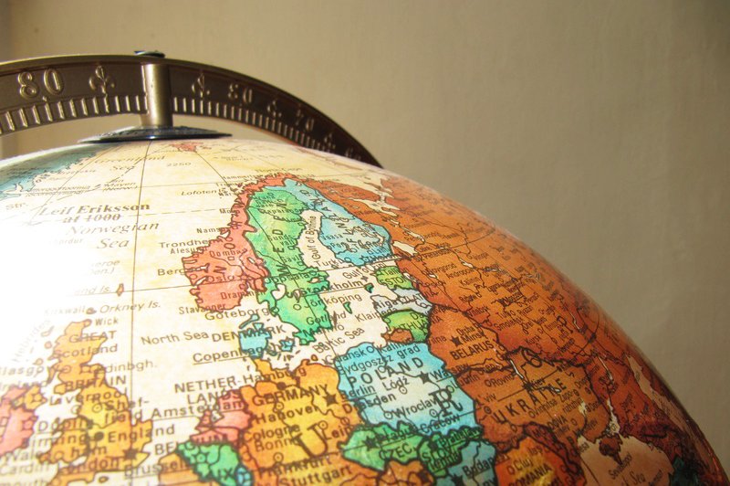 resource_media's tweet photo. From the magazine: How the UK can learn from zero waste and circular success stories across the continent with @zerowasteeurope https://t.co/YYLmgm4q4l https://t.co/zqyjnyxUvd