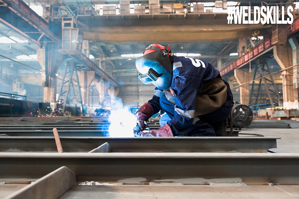 Keys skills for a welder include: manual dexterity, concentration, problems solving, maths, ability to meet deadlines, knowledge of health and safety procedures