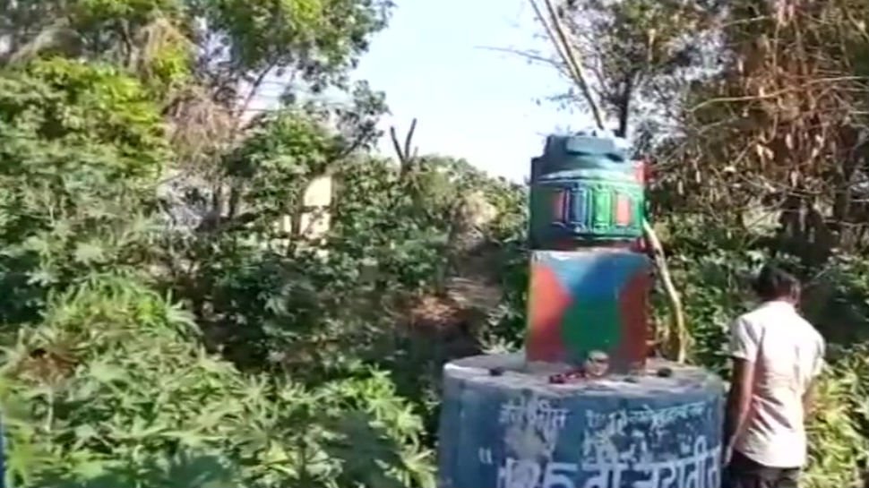 samachar_plus's tweet image. Another Statue Vandalize: Dr. BR Ambedkar's statue desecrated in Meerut
bit.ly/2I9jYUh
#Ambedkar #Meerut #LeninStatueRow