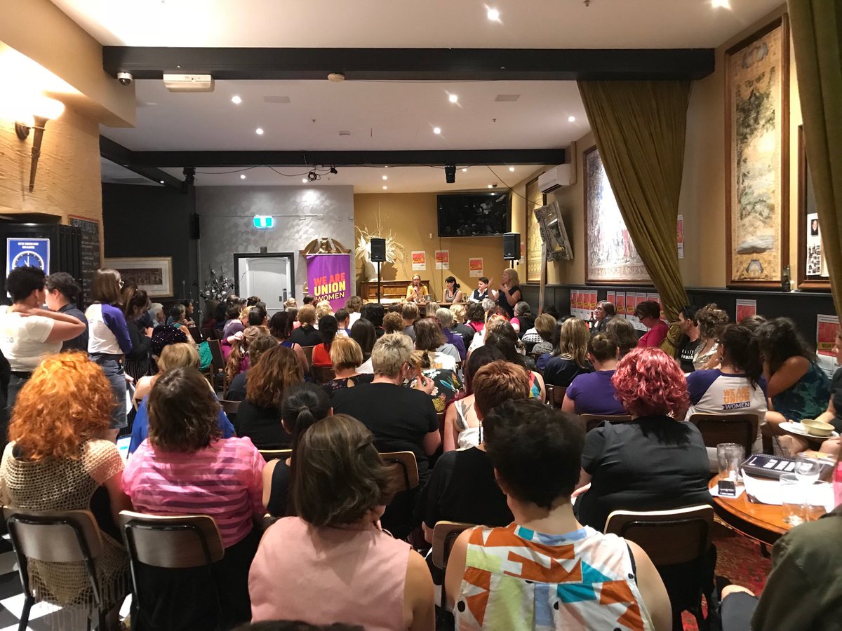 lisa_zanatta's tweet photo. Feminism in the Pub .Great discussion with union women #beyondmetoo
#wrawfest2018
#stopgv
#johnsetka #auspol https://t.co/G5SjvzXoir