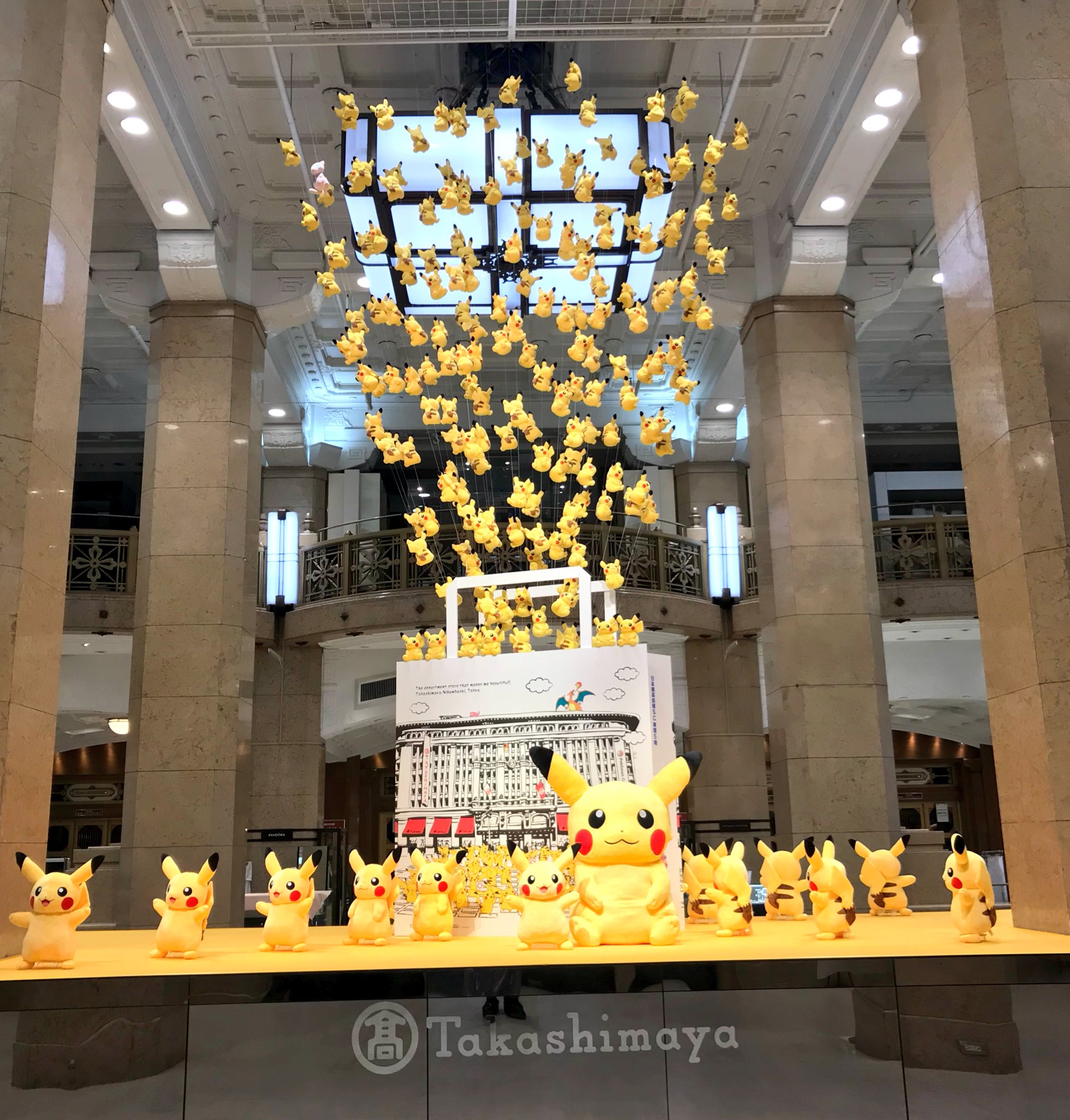 かよたん ㅂ 日本橋高島屋で ピカチュウお買物チュウ ᴗ 写真 載せきれないよぉお ﾟ ﾟ 3月14日の ポケモンセンタートウキョーdxの オープンが楽しみ ピカチュウ Pikachu ポケモンセンター T Co Orntx7jtvu Twitter