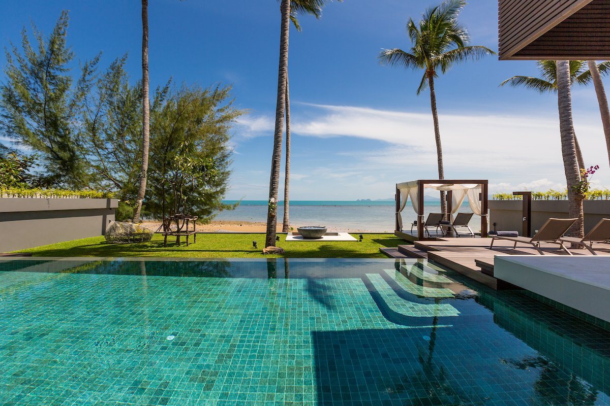Heavenrentals's tweet photo. Check-out our New High-end #Beachfront 5BR villa in #KohSamui Perfect for #Families and Groups of #Friends ~ Book Now: https://t.co/lrbYe3Vzgy #luxuryvilla #boutiquehotel #luxurytravel #villarentals #travel #lifestyle #thailand #holidayrental #hotels #designvilla #beachvilla https://t.co/XvaV77THfM
