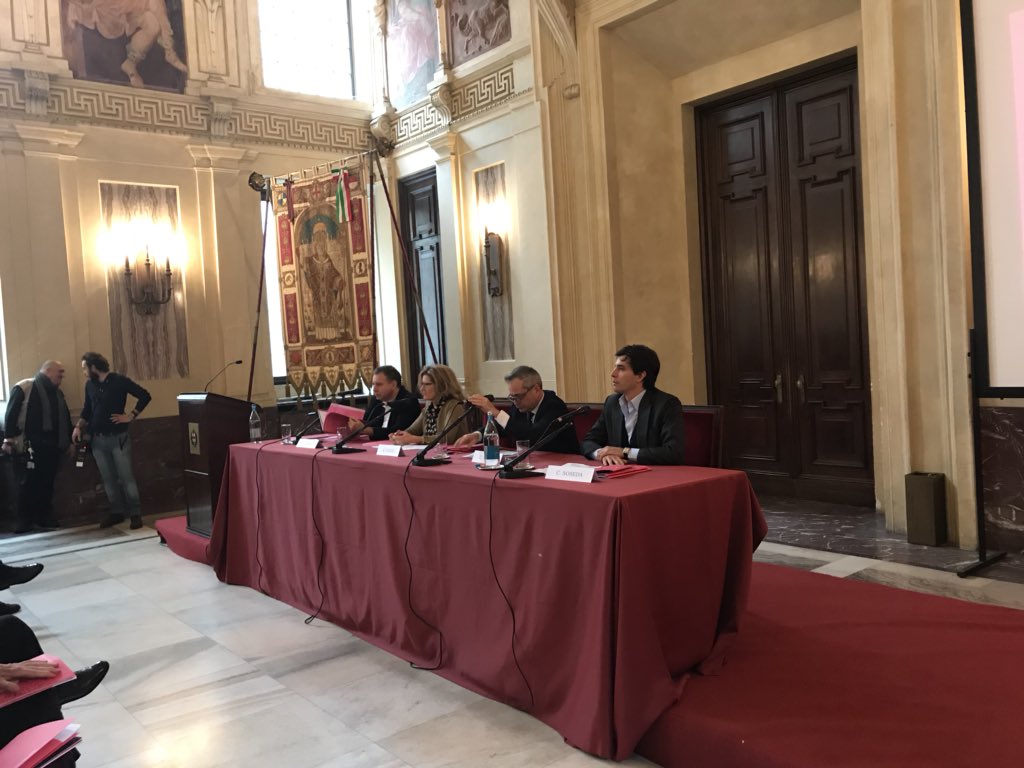 MI_DigitalWeek's tweet photo. “L’evento di chiusura della #MilanoDigitalWeek? Il 18 alle ore 18 del 2018 con l’accensione dell’installazione di Vedovamazzei donata al @ComuneMI grazie a Fondazione AEM. Appuntamento alla Cittadella degli Archivi!” @robi_cocco https://t.co/ywfzXQjDSs