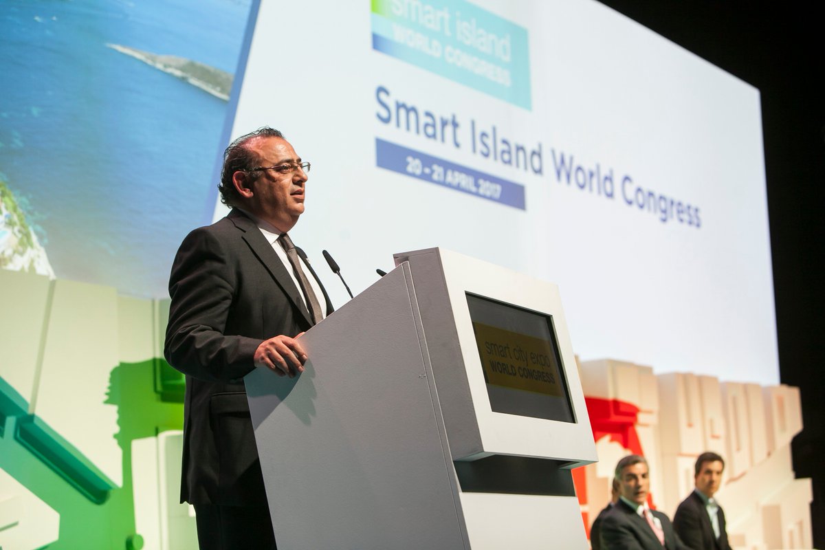 SmartIslandCon's tweet photo. Do you have a smart initiative for an island region? Gain worldwide recognition by submitting your project for #SmartIsland 2018 Awards 🏆 before March 29th! https://t.co/sfDOadM3Gj #SIWC18 #ConnectingIslands #Smartislands #SIWC https://t.co/CI1Hl9D26M