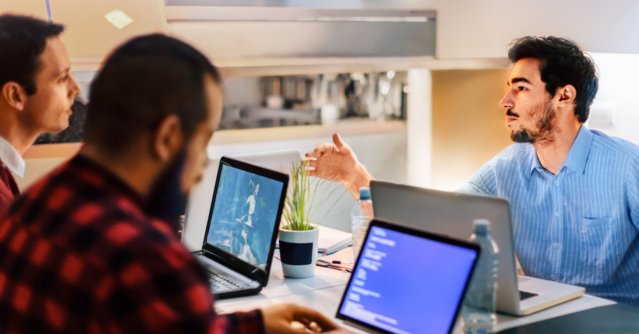 Gunterberg's tweet photo. Use #HR analytics to make better decisions. Discover 4 steps that improve your #data-driven mindset: https://t.co/KhDIIxZrX1 https://t.co/lU7tjFuPr5