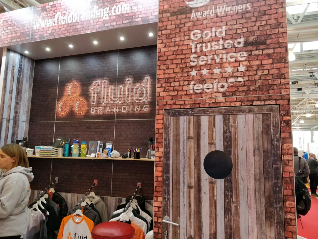 Feefo_Official's tweet photo. Fantastic to see @fluidbranding showing off their Feefo Gold Trusted Service award on their stand today! #FeefoTrusted #FindingFeefo #MWLive18 https://t.co/MbynfQcsvz