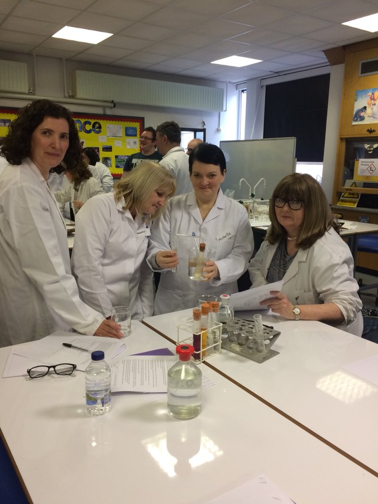 cahoon_sandra's tweet photo. Day 3 #TECHOGNITION sharing good practice with other NI technicians #cpd #biologyexperts @science_skgt @StKillians @stlouisescomp @Quinnell75 @STEMLearningUK https://t.co/JwvXwgZtcp