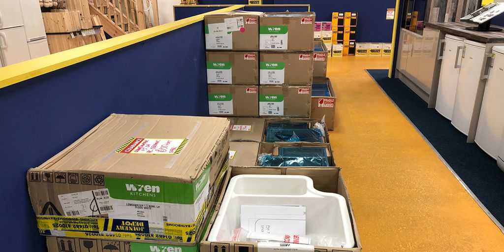 As part of our upcoming kitchen sink and tap refresh, we have some amazing sinks available at rock bottom prices. This Avon 1.5 Bowl Stainless Steel sink is available for just £125 + VAT.

Be quick though - once they are gone, they are gone!