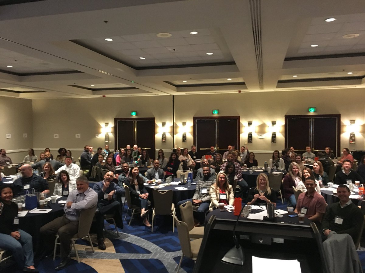 MichelleWebb73's tweet image. @TEKsystems Employee Experience Team meeting and I need multiple shots to fit all of these fabulous people! #GoodProblems #PowerOfExperience