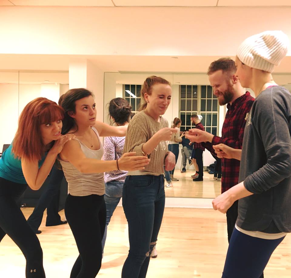 A great shot from our 2nd training weekend! Last wk we trained our 2nd batch of new volunteers, + gave our veteran vols the chance to practice leading! We are READY for our spring U.S. outreach trips, starting v soon! #volunteers #training #pedagogy #curriculum #artseducation