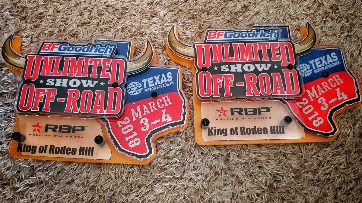 Pit_reporter's tweet photo. The last two awards go to Kenny Hollywood Forbs and Cody StClair. Kenny blasted over the hill numerous times on sat. And Cody sacrificed his driveshaft on Sunday during a ride! Congrats #seeyouonthetrail #syott #uore #unlimitedoffroadexpo https://t.co/SNMyBukd84