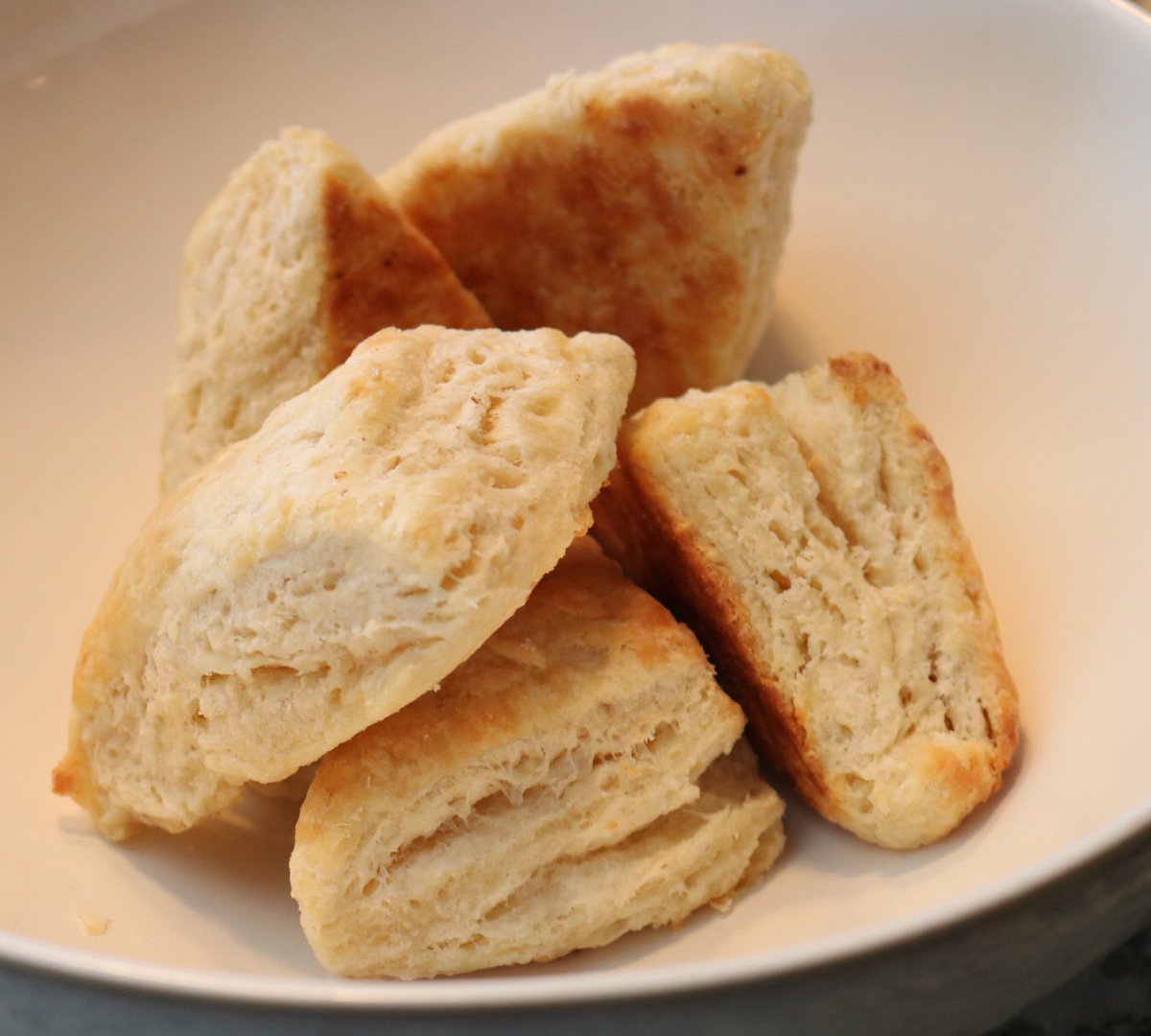 yycgrowers's tweet photo. Bake Shares from @GrainExchangeAB available now. Add to your Harvest Box and never have a dull hike or a lame breakfast this summer. https://t.co/uip2KCYqpa
#calgary #yyc #airdrie #braggcreek #yycgrowers https://t.co/VZrpaeh8Zx