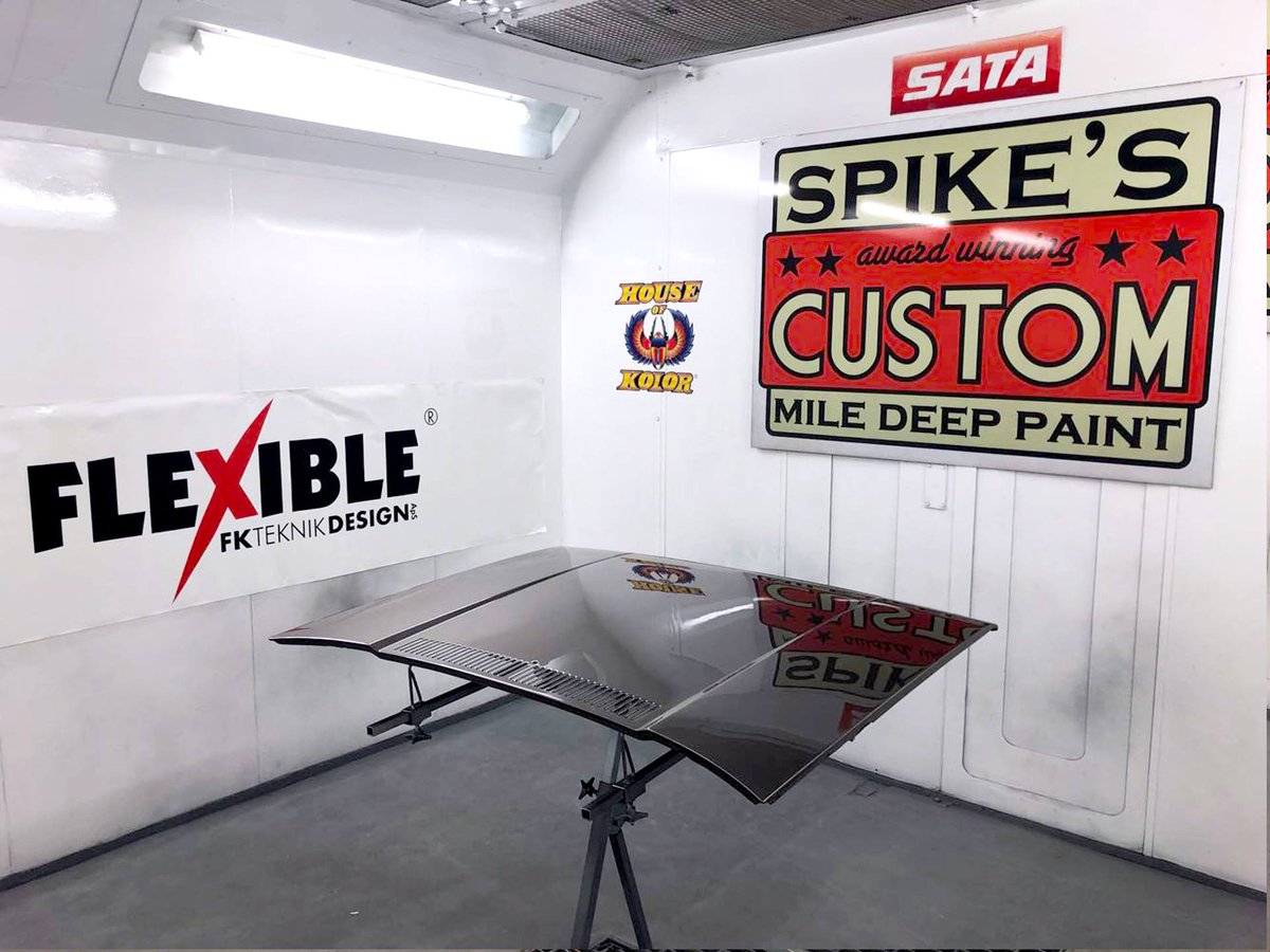 FlexCarRepair's tweet photo. Beautifully VW Jetta restoration by #spikevintagerestorations using our Flexible Paint stands https://t.co/qIDiy3dZvF Flexible Collision Repair Flexible Collision Repair https://t.co/bQM57GE3RR