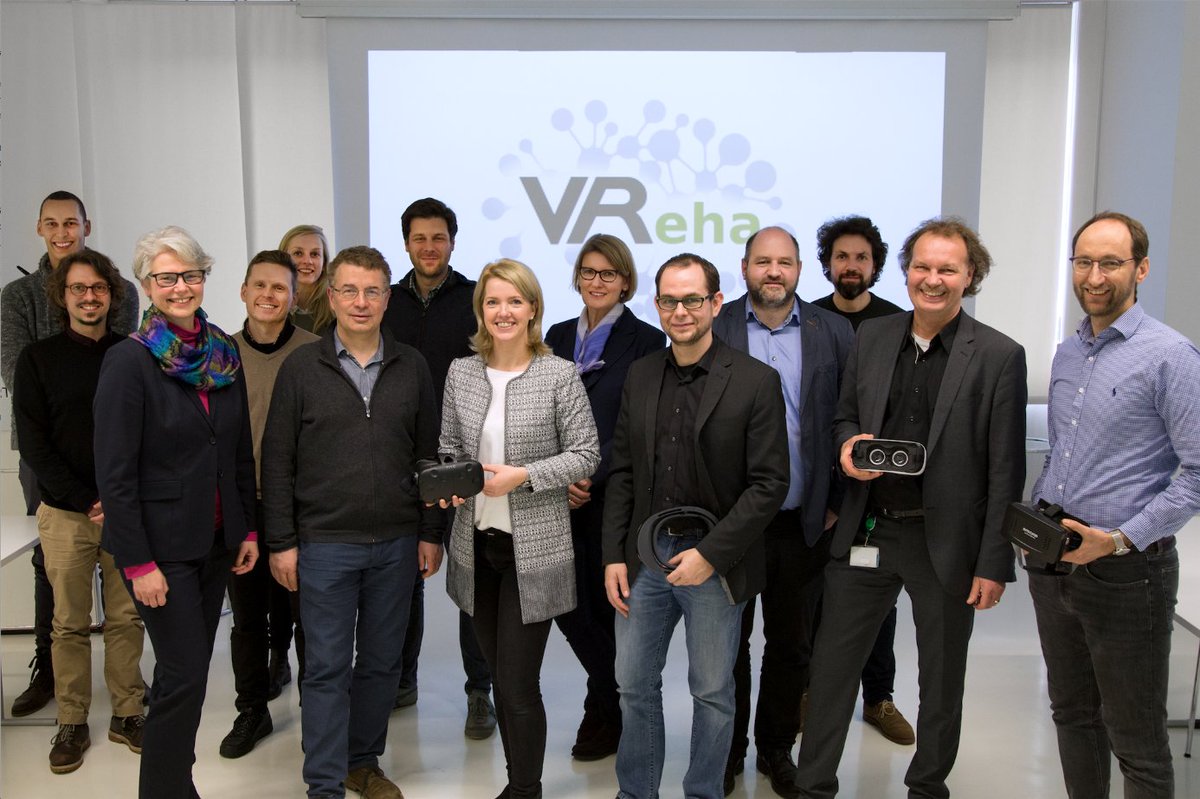 FraunhoferHHI's tweet photo. Projektstart #VReha: Im Rahmen des neuen Projekts wird #FraunhoferHHI neue Basistechnologien für die VR-Eingabe und Visualisierung bereitstellen, die in Zusammenarbeit mit der HASOMED GmbH zu einer prototypischen VR-Anwendung entwickelt werden. #VR #AR https://t.co/toE5rUimW2 https://t.co/o8SAF3gm2F