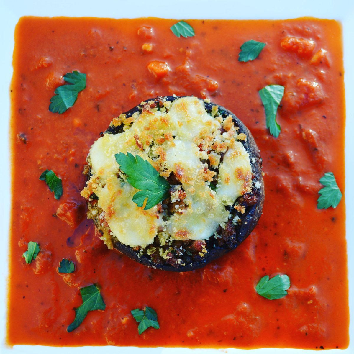 sonyakeister's tweet photo. Sausage stuffed Portobello mushrooms. Weeknight gourmet! Full recipe at The Rustic Fork
#food #foodnetwork #recipes https://t.co/oVhHvpmf2G