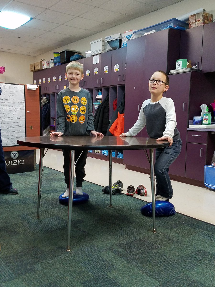 kassraines's tweet photo. Engaging our whole bodies during sight word practice in Miss Fahrnbach's class to increase attention and retention! #WeAreNR #MyOhioClassroom https://t.co/QHs0xSASAu
