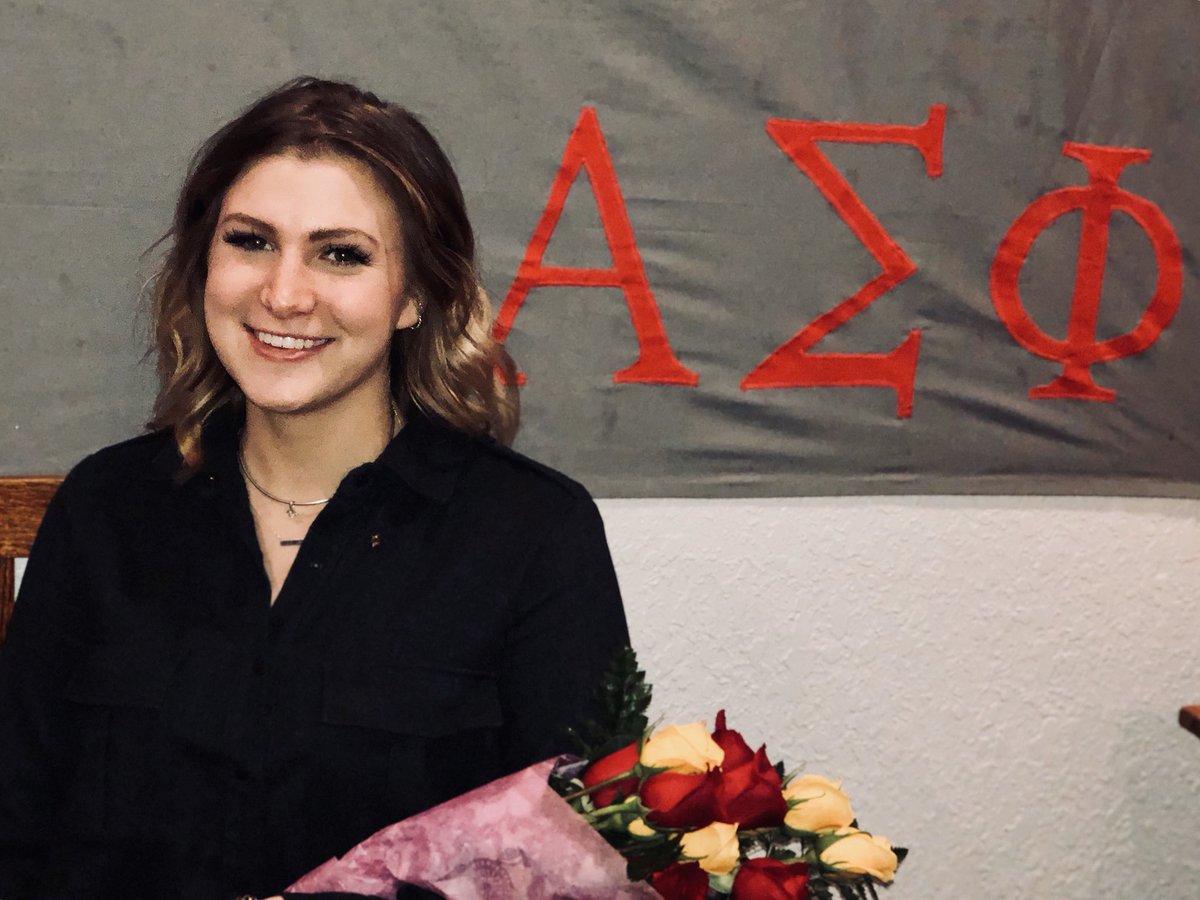 ISUAlphaSig's tweet photo. Meet our 2018 Alpha Sig Sweetheart, Anna Mcgrath! We are so thankful to have you around and be so involved with in our chapter! Thank you so much for everything you do and being part of our family! https://t.co/VVfItO635A