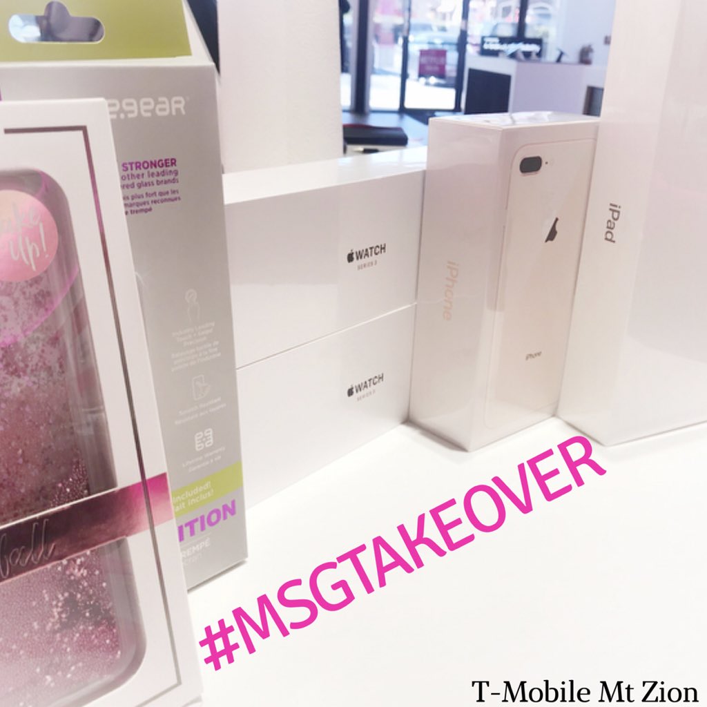 Brian_TMobile's tweet photo. #TMobile is has the best network! Don’t miss out on these #amazing #deals! 4 new lines here! Welcome to T-Mobile ! 😁 @MistyS_TMobile @TMOBrianP @MSGOutreach @AaronTOmar @jackhjohnson @JohnLegere @JonFreier #MSGTakeOver #MSGOutreach #TKG #Apple #Sales #AppleWatch #RT #Wireless https://t.co/RVLcoMmoKO