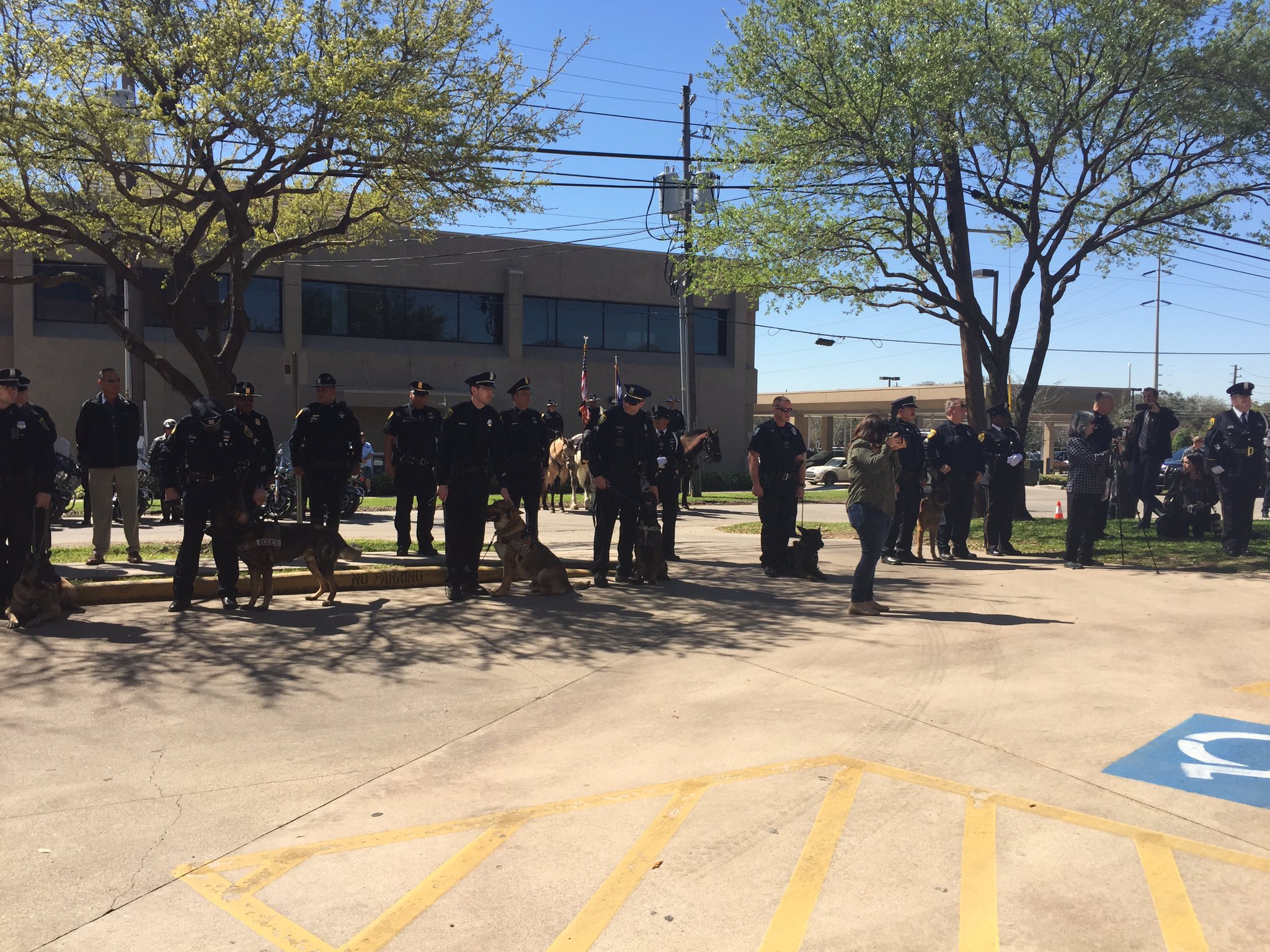 Houston Police on Twitter: 