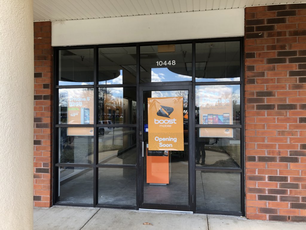 F_Bender's tweet image. Over the next few weeks, Neocomm will open 3 stores in the Richmond area!!!  Thanks Mickie!!  @MikeWodzisz @Boost_Neocom @SPGKugel @DCSouth_Pauline @spgwmd @FayeAirhart @noe_barry @KevinH_VHA