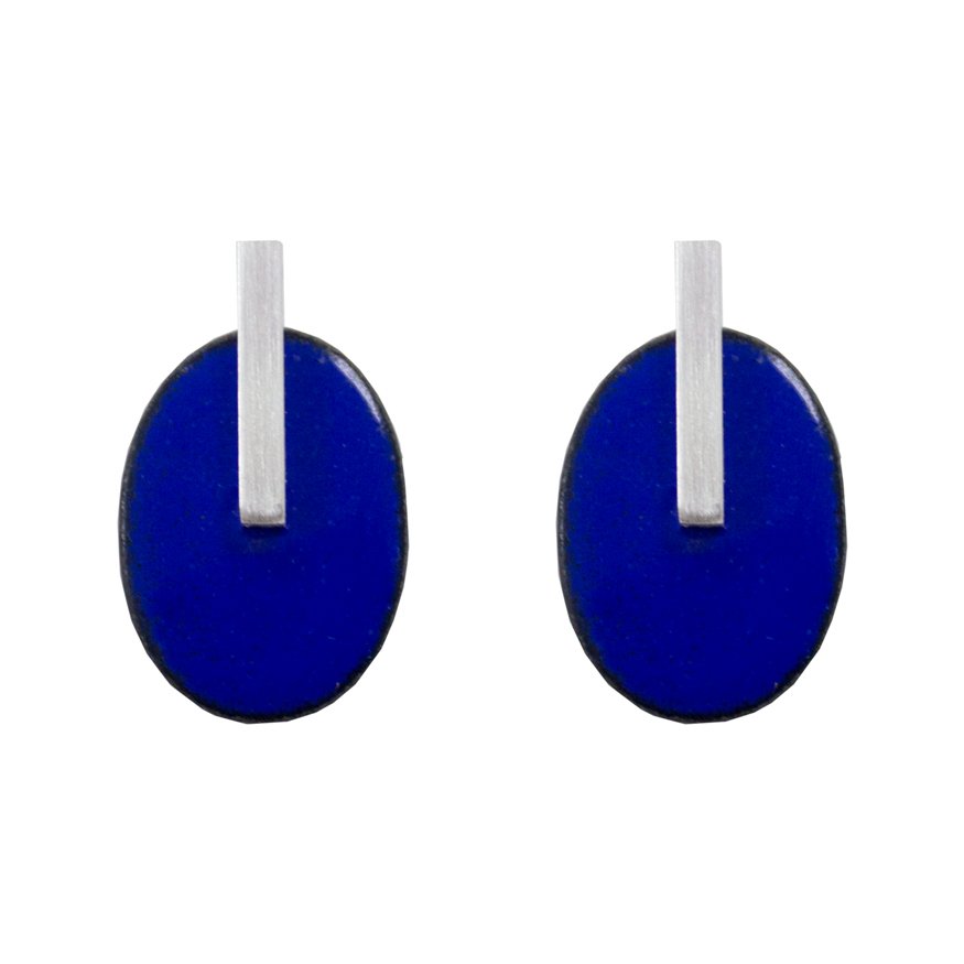 Drop by and pick out a colourful Mother's Day treat from our range of enamel pieces by <a href="/smithandgibb/">Rebecca E Smith</a>. We're open 10am - 4.30pm everyday, and have hues to suit all:  
gsashop.co.uk/collections/re…