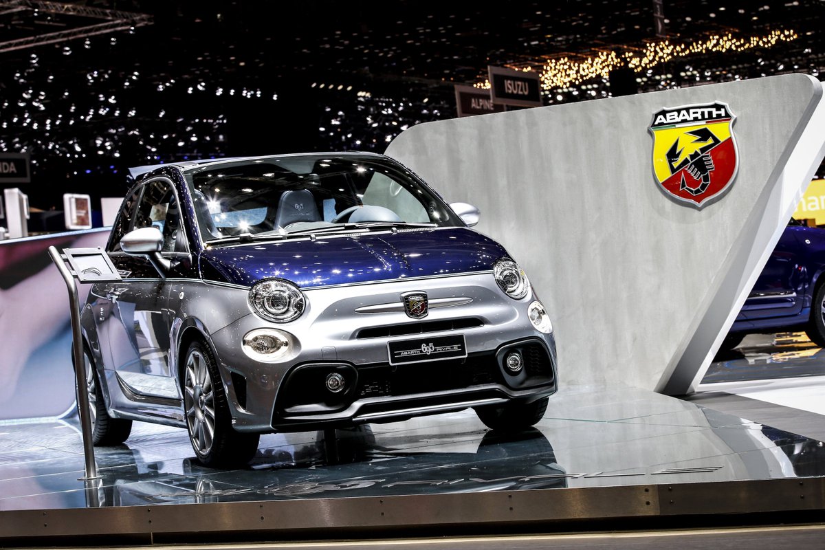 AbarthSchweiz's tweet image. Elegance is the perfect combination of components. The details that make the Abarth 695 Rivale the ultimate, classy, performance car, stand out under the Geneva spotlight. 

#Abarth695Rivale #GimsSwiss