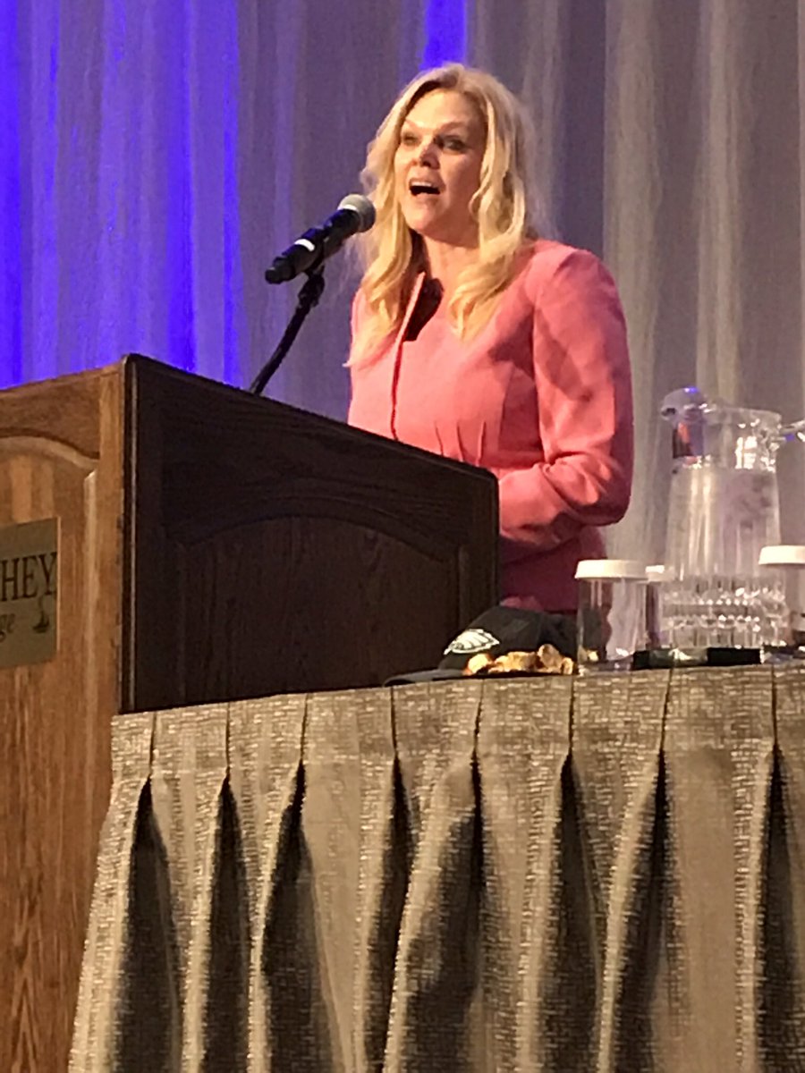 Joni Mansmann, Conference Chair kicking off the Sweetest Conference ever.#PASBO18