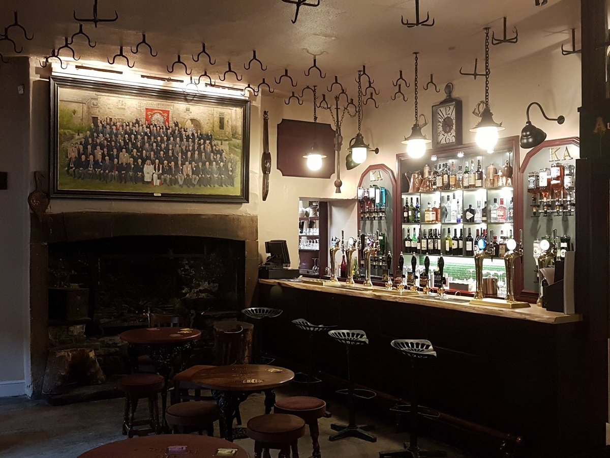 KAAskrigg's tweet image. Our beautiful new bar! What a great place to get a refreshing beer, or what about a glass of one of our fabulous wines?
