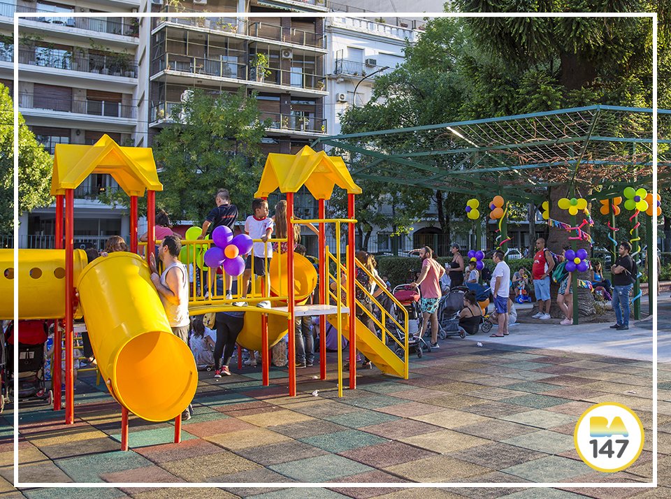BA147's tweet photo. ¡ Se renovaron los juegos del Parque Rivadavia! 🎊🎉

Te invitamos a que disfrutes del nuevo patio de juegos, en donde se se colocó piso antigolpes y se instalaron juegos nuevos y juegos inclusivos.

¡Venís a conocerlo! 😃🙌🏻

 📍https://t.co/DhLiW4b1SV https://t.co/IEMLLEKyKe