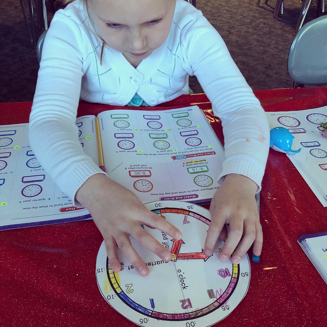 mrs_floum's tweet photo. Did you say time to the 5 minutes? Hold my clock, we got this! 🕰 💪🏼We color coded our very own clocks to identify the 5 minute intervals between each number, then we practiced writing and telling time with our new clocks. #Mursd #GoMath #InclusionClassroom https://t.co/mewwO1Qh5H